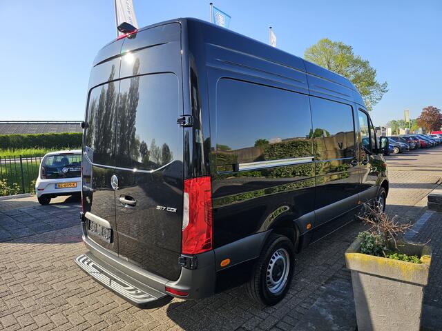 Mercedes-Benz SPRINTER 317 1.9 CDI L2-H2 Pro Automaat * LED * Navi * Camera * Chauffeursstoel * 3,5t Trekgewicht *