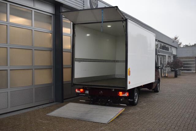 Mercedes-Benz SPRINTER 319 3.0 V6 CDI Bakwagen Meubelbak met laadklep | Automaat | CC | stoelverwarming