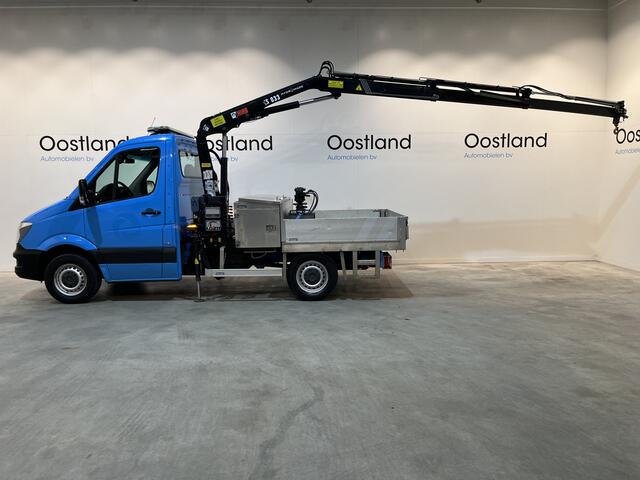Mercedes-Benz SPRINTER 316 CDI RWD Open Laadbak / Hiab XS 033 D-2 Kraan PTO / Euro 6 / Knijpbak / Airco / Trekhaak / Cruise Control / 3-Zits
