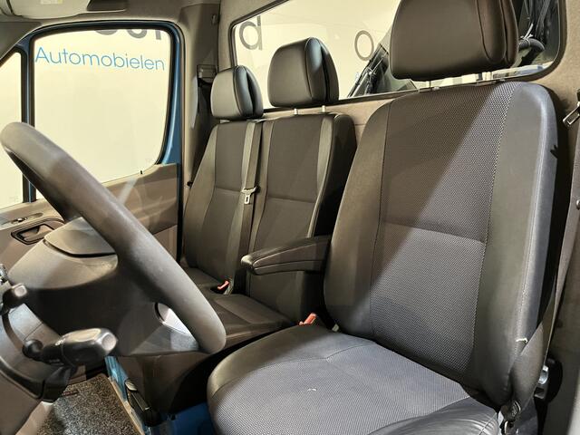Mercedes-Benz SPRINTER 316 CDI RWD Open Laadbak / Hiab XS 033 D-2 Kraan PTO / Euro 6 / Knijpbak / Airco / Trekhaak / Cruise Control / 3-Zits