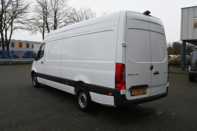 Mercedes-Benz SPRINTER 317 CDI L3H2 RWD MBUX met camera, Brake assist, Geveerde stoel