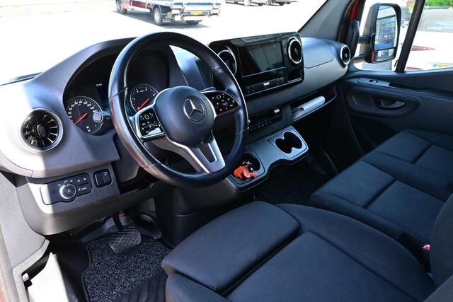 Mercedes-Benz SPRINTER 515 CDI L3 Bakwagen met laadklep Dhollandia klep, LED, Distronic, Geveerde stoel