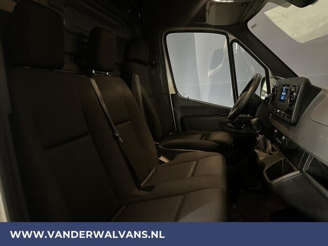 Mercedes-Benz SPRINTER 317 CDI 170pk L3H2 Euro6 Airco | Camera | Apple Carplay | Cruisecontrol Android Auto, Chauffeursstoel, Stoelverwarming, Bijrijdersbank