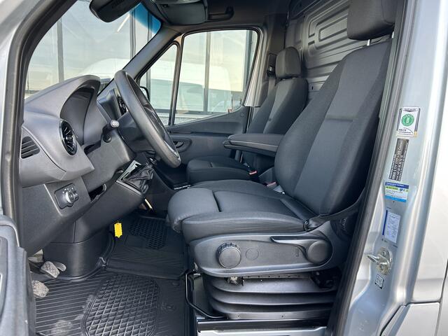 Mercedes-Benz SPRINTER 315 CDI L2 H1 RWD / Trekhaak / MBUX / Camera / Carplay navigatie / Airco / 270 Graden achterdeuren