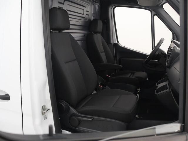 Mercedes-Benz SPRINTER 315 CDI | L3 H2 | Aut. | Airco | Cruise Control | Parkeercamera | Opstaptrede | 2-zits | Bluetooth | Carplay | Certified