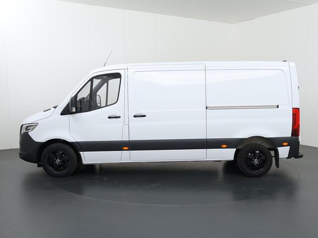 Mercedes-Benz SPRINTER 211 CDI | Aut. | L2 H2 | FWD | Parkeercamera | Spraakassistent | Cruise Control | Bluetooth | Stoelverwarming | Trekhaak | Schuifdeur L+R | Certified