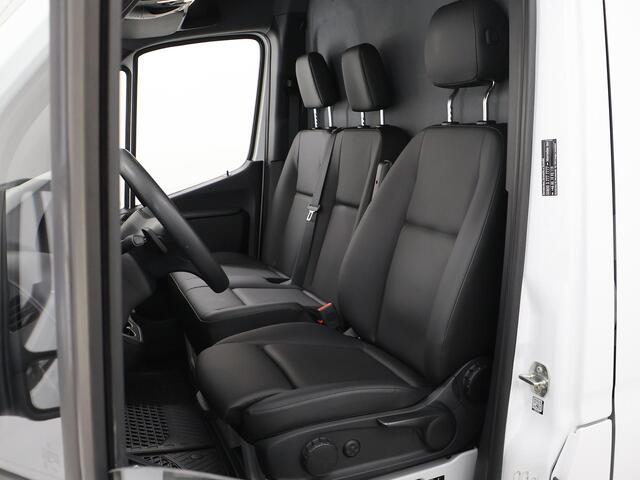 Mercedes-Benz SPRINTER 211 CDI | Aut. | L2 H2 | FWD | Parkeercamera | Spraakassistent | Cruise Control | Bluetooth | Stoelverwarming | Trekhaak | Schuifdeur L+R | Certified