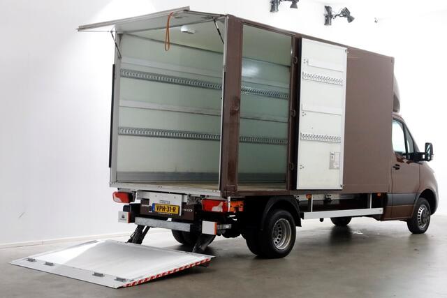 Mercedes-Benz SPRINTER 515 CDI 150pk 9G Automaat Bakwagen met laadklep en zijdeur 03-2022
