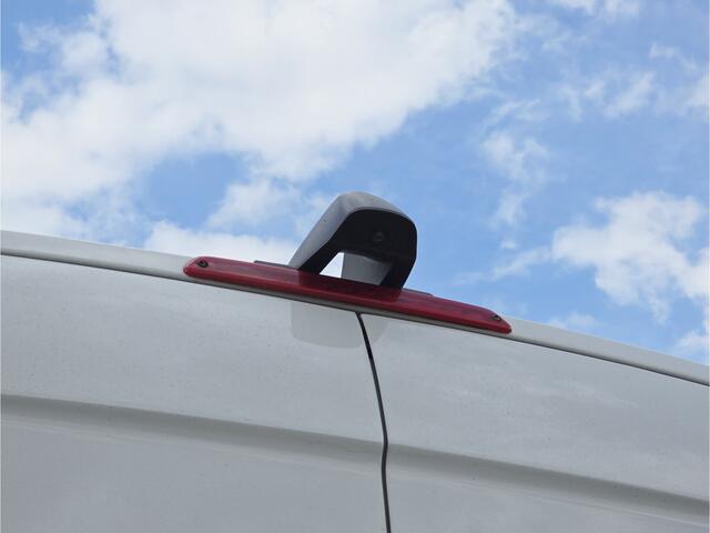 Mercedes-Benz SPRINTER 317 1.9 CDI L2 H2 RWD - 170 Pk - Automaat - MBUX - Navi - ParkeerCamera - Stoelverwarming