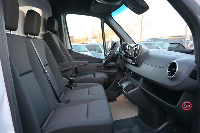 Mercedes-Benz SPRINTER 517 CDI L3 Pro BPM vrij Chassis cabine 3500 kg trekhaak, MBUX 10.25, LED koplampen, Geveerde stoel, Etc.