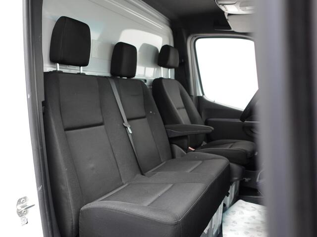 Mercedes-Benz SPRINTER 315 1.9 CDI Bakwagen Meubelbak Laadklep Automaat Navi Airco Cruise Control Zijdeur Comfort stoelen