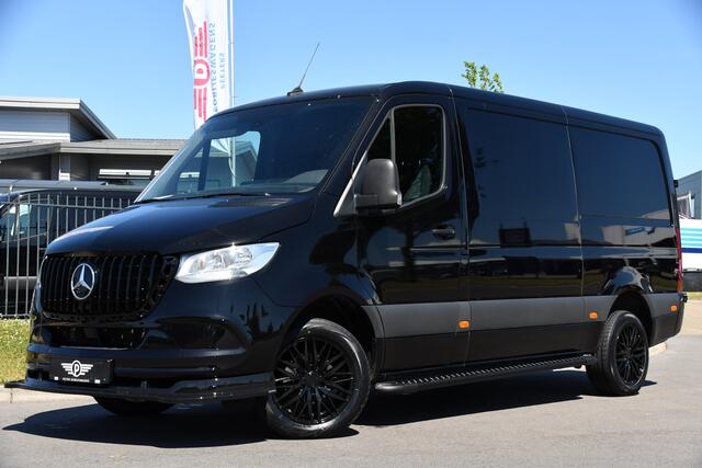 Mercedes-Benz SPRINTER 317 1.9 CDI L2H1 RWD AMG Black Edition Camera, Cruise, Carplay, 170PK, Multimedia, 2 x Geveerde stoel, Dodehoek, Automaat, Uniek!