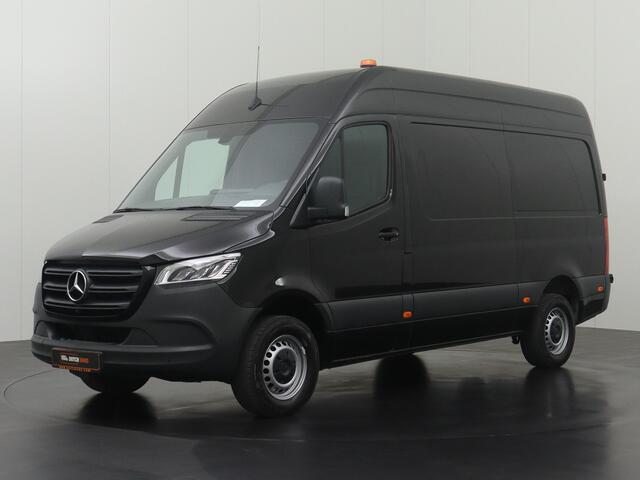 Mercedes-Benz SPRINTER 319CDi 3.0V6 L2H2 | Led | 3500Kg Trekhaak | Camera | Betimmering | Touchscreen | 3-Persoons