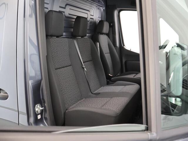 Mercedes-Benz SPRINTER 317 CDI L2 H2 | Aut. | EDITION | LM VELGEN | STYLING | MBUX | Parkeercamera | LM Velgen | 3-zits | Spiegelpakket | 3500 kg AHW |