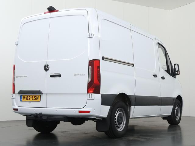 Mercedes-Benz SPRINTER 317 CDI L1 H1 | Aut. | Bluetooth | Parkeercamera | Stoelverwarming | Keyless Go | LED | Cruise Control | Certified