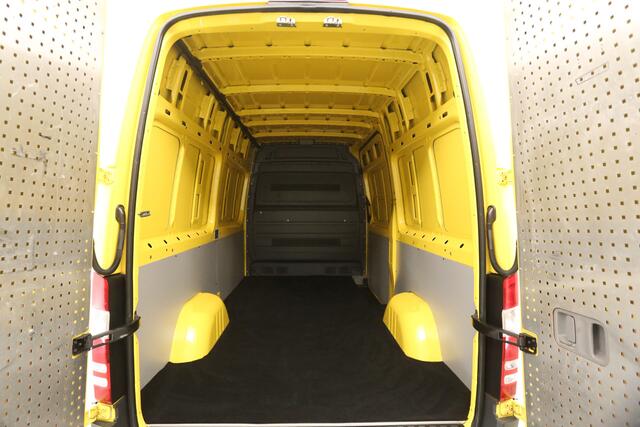 Mercedes-Benz SPRINTER 319 CDI V6 L2H2 191PK Airco Camera Cruise Navigatie Trekhaak
