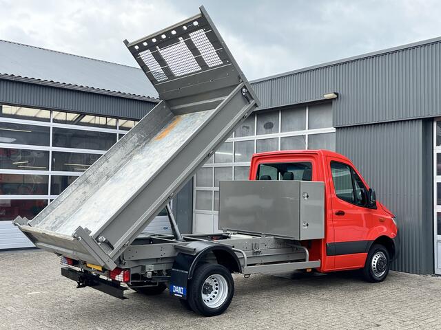 Mercedes-Benz SPRINTER 514 2.2 CDI Kipper Airco Trekhaak 3500kg trekgewicht Telefoonverbinding 3-Persoons Gereedschapskist Kieper Open laadbak Bpm vrij voor particulier gebruik!!