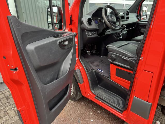 Mercedes-Benz SPRINTER 514 2.2 CDI Kipper Airco Trekhaak 3500kg trekgewicht Telefoonverbinding 3-Persoons Gereedschapskist Kieper Open laadbak Bpm vrij voor particulier gebruik!!