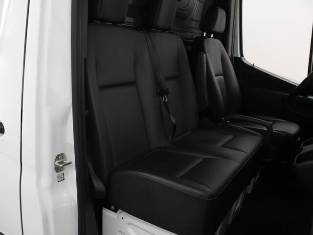 Mercedes-Benz SPRINTER 317 CDI L2 H2 | Aut. | 2800 KG AHW voorbereiding | Stoelverwarming | Parkeercamera | Alarm | Certified!