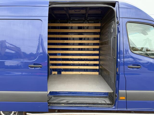 Mercedes-Benz SPRINTER 315 1.9 CDI Automaat L2H2 Climate Control Cruise Control Carplay Trekhaak Dodehoek waarschuwing