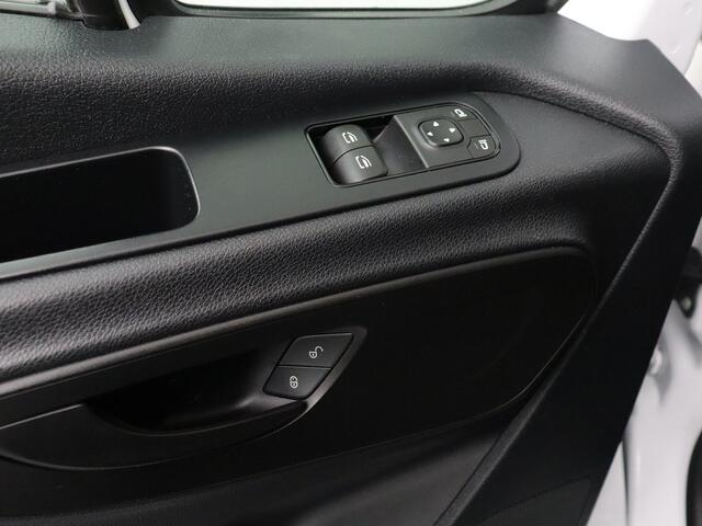 Mercedes-Benz SPRINTER 515CDI 9G-Tronic Automaat Bakwagen+Laadklep | Airco | Cruise | 3-Persoons
