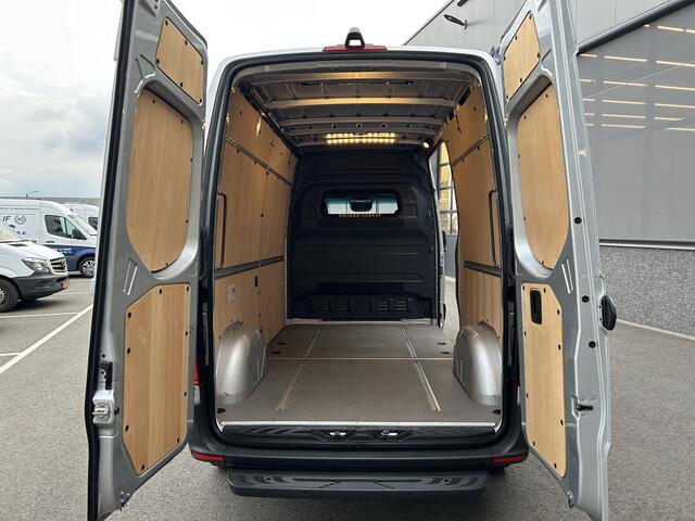 Mercedes-Benz SPRINTER 315 CDI L2 H2 MBUX / Navigatie / Camera / Parkeersensoren / Cruise control / Airco / 270 Graden achterdeuren