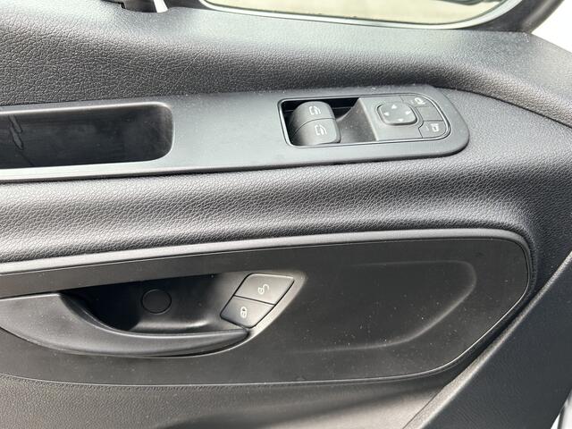 Mercedes-Benz SPRINTER 317 CDI L2 H1 2800KG Trekhaak / MBUX / Camera / Carplay navigatie / Airco / 270 Graden achterdeuren