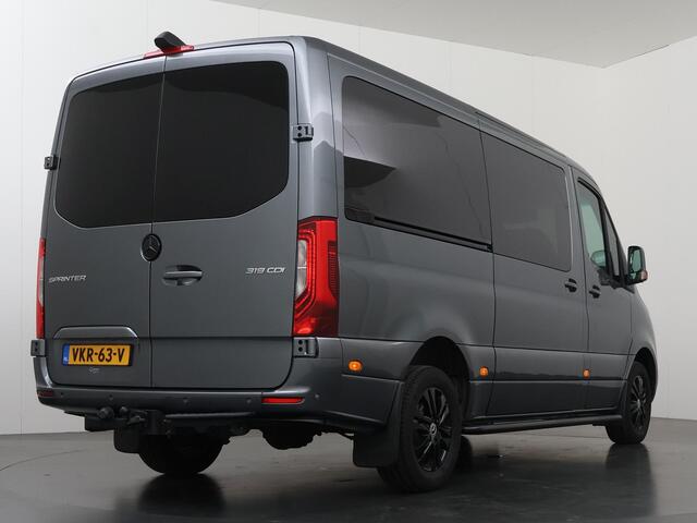 Mercedes-Benz SPRINTER 319 3.0 CDI | L2 H1 | V6 | Dubbele Cabine | Climate Control | Schuifdeur L+R | Lederen bekleding | LED | Sidebars | LM Velgen | Trekhaak | Parkeercamera | Stoelverwarming | Certified