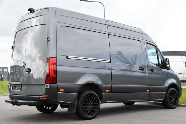 Mercedes-Benz SPRINTER 319 3.0 CDI L2H2 PB Edition 360 Camera, Carplay, Cruise, 3500kg, Trekhaak, Led, NAVI, 190pk, 2 x Schuifdeur, Uniek!
