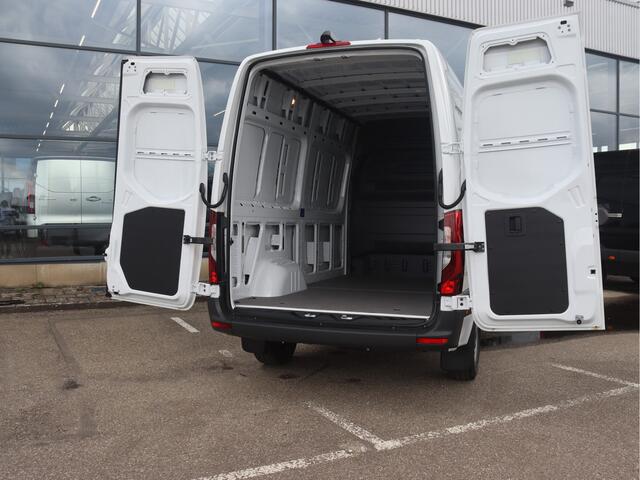 Mercedes-Benz SPRINTER 317 CDI L2H2 Select | AIRCO/CAMERA/DISTRONIC | Certified