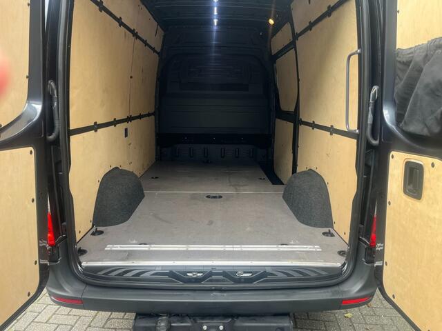 Mercedes-Benz SPRINTER 317 L2H2 lichte zij schade