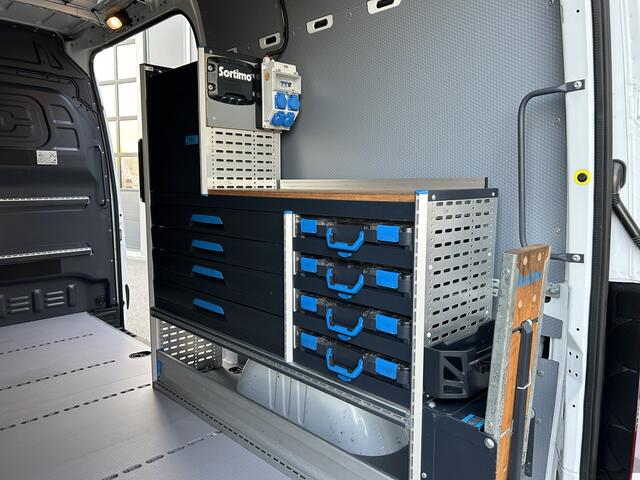 Mercedes-Benz SPRINTER 316 CDI L2 H2 3500KG Trekhaak / Sortimo / MBUX / Navigatie / Camera / Cruise control / Airco / 270 Graden achterdeuren