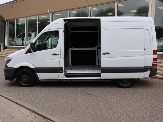 Mercedes-Benz SPRINTER 316 CDI 163 PK AUT. L2H2 + 2 SCHUIFDEUREN| OPRIJPLAAT | TREKHAAK | CRUISE CONTROL | AIRCO