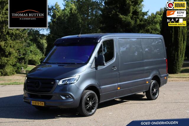 Mercedes-Benz SPRINTER 319 3.0 CDI 366 EHD L2H1 V6 2018 | Goed Onderhouden | Airco | Cruise Control | 1e Eigenaar | Navigatie | Trekhaak | Aanhanger Assistent | DAB Radio | Achteruitrij Camera | Parkeersensoren | Nationale Autopas