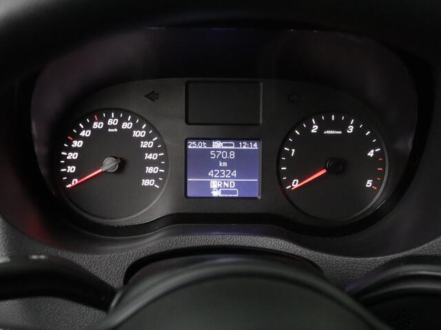 Mercedes-Benz SPRINTER 9G-Tronic Automaat Black Edition L2H2 | Vanstep 3500Kg Trekhaak | Mbux Touchscreen | 3-Persoons