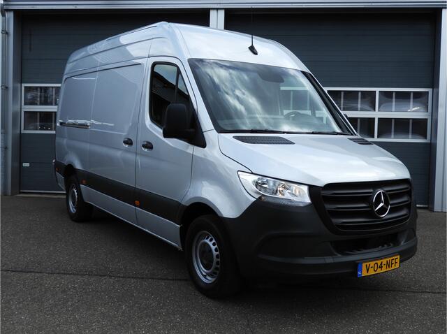 Mercedes-Benz SPRINTER 317 1.9 CDI L2H2 RWD AIRCO | MBUX | CAMERA | 3.5t TREKHAAK