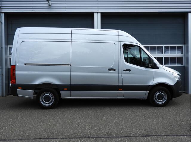 Mercedes-Benz SPRINTER 317 1.9 CDI L2H2 RWD AIRCO | MBUX | CAMERA | 3.5t TREKHAAK