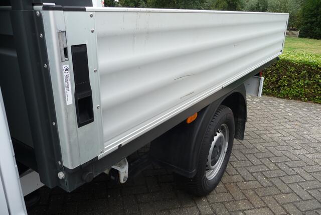 Mercedes-Benz SPRINTER 315 1.9 CDI RWD DC trekhaak3.5 t , 7 zits 366 WB laadbak 2.70 m