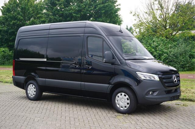 Mercedes-Benz SPRINTER 317CDI Pro L2H2 BPM VRIJ!! 10.25" Mbux Cam, Gev. Stoel, 3.5T Trekgewicht, LED!! NR. A184*