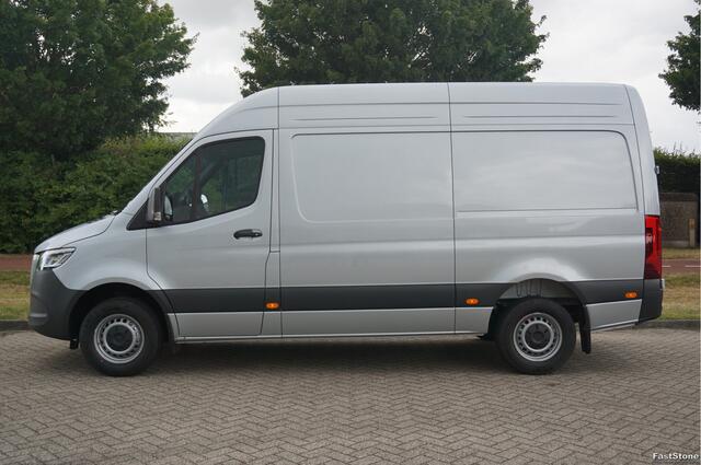 Mercedes-Benz SPRINTER 317CDI Pro L2H2 BPM VRIJ!! 10.25" Mbux Cam, Gev. Stoel, 3.5T Trekgewicht, LED!! NR. A052*