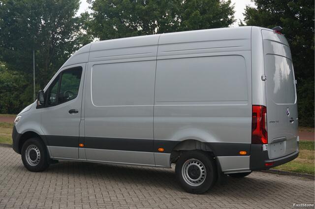 Mercedes-Benz SPRINTER 317CDI Pro L2H2 BPM VRIJ!! 10.25" Mbux Cam, Gev. Stoel, 3.5T Trekgewicht, LED!! NR. A052*