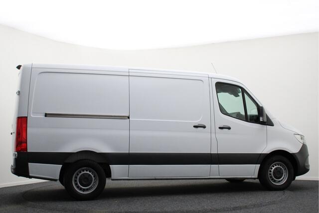 Mercedes-Benz SPRINTER 317 CDI Aut. L2H1 Leer, Standkachel, Camera, 3-Zits, Airco, Cruise, Apple Carplay, DAB