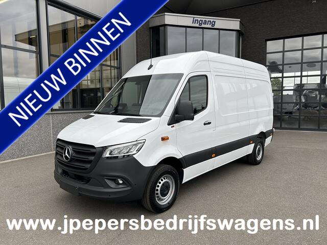 Mercedes-Benz SPRINTER 317 CDI L2 H2 PRO Facelift / LED / MBUX / Navigatie / Camera / Parkeersensoren / Cruise control / Airco / 270 Graden achterdeuren