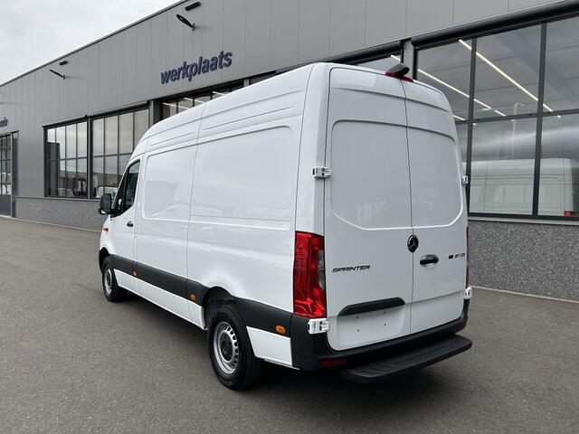 Mercedes-Benz SPRINTER 317 CDI L2 H2 PRO Facelift / LED / MBUX / Navigatie / Camera / Parkeersensoren / Cruise control / Airco / 270 Graden achterdeuren