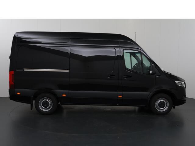 Mercedes-Benz SPRINTER 319 CDI L2 H2 RWD Select | Achteruitrijcamera | Airco | Cruise Control | Apple Carplay | LED Koplampen | Distronic Adaptieve Cruise Control | Navigatie