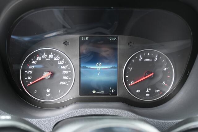 Mercedes-Benz SPRINTER 319 CDI 4x4 L2H2 Pro Distronic, Draaistoelen, LED, Electrische schuifdeur