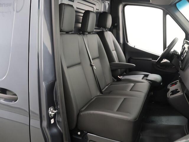 Mercedes-Benz SPRINTER 319 CDI L2 H2 Select | Winterpakket | Trekgewicht 3500 kg | Adaptieve Cruise Distronic | LED koplampen | Achteruitrijcamera | Smartphone integratie pakket |