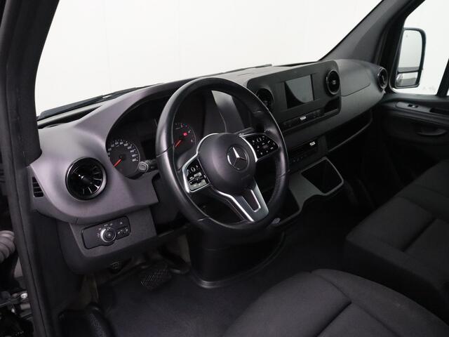 Mercedes-Benz SPRINTER 314CDI 7G-Tronic Automaat L2H2 | Touchscreen | Camera | Airco | Cruise | 3-Persoons | Betimmering
