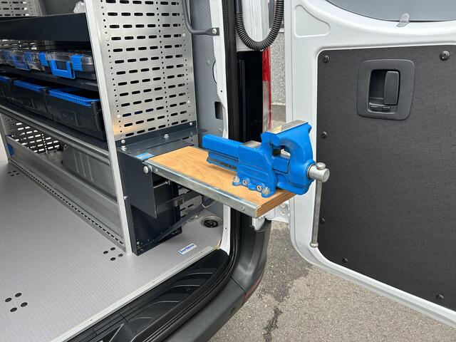 Mercedes-Benz SPRINTER 317 CDI L2 H1 SORTIMO / Automaat / MBUX / Camera / Parkeersensoren / Navigatie / Airco