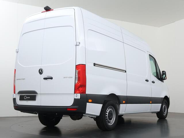 Mercedes-Benz SPRINTER 317 CDI | Aut. | L2 H2 | RWD | PRO | 3500KG. AHW | Airco | Cruise Control | Parkeercamera | Lane Assist | Dodehoekassistent | Comfort Bestuurdersstoel |